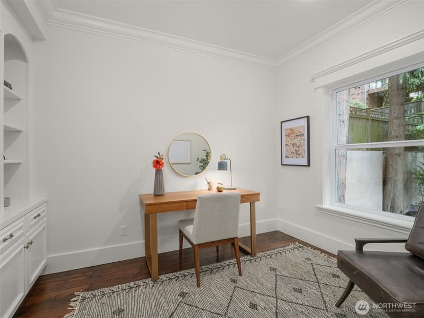 Property photo for 1007 W Newell Street, Seattle photo 15