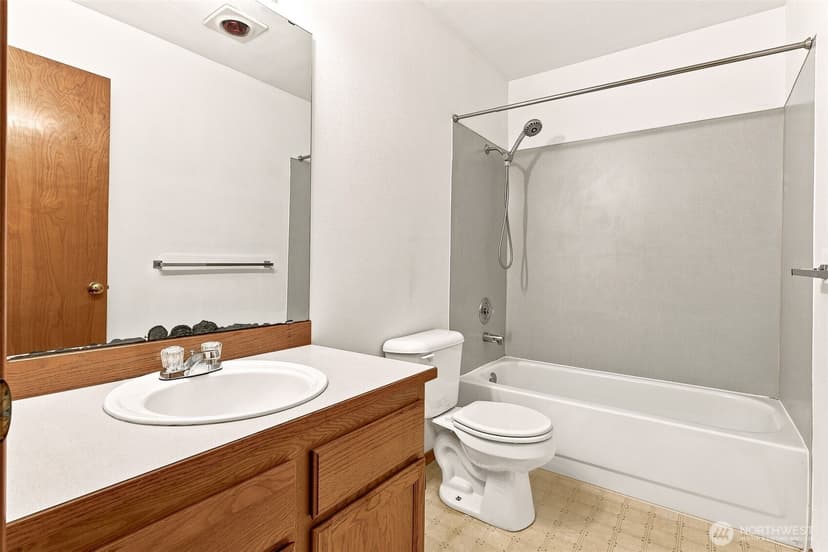 Property photo for 5210 30th Avenue S, Seattle photo 15
