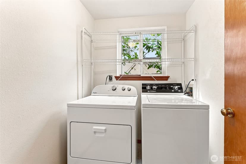 Property photo for 5210 30th Avenue S, Seattle photo 18