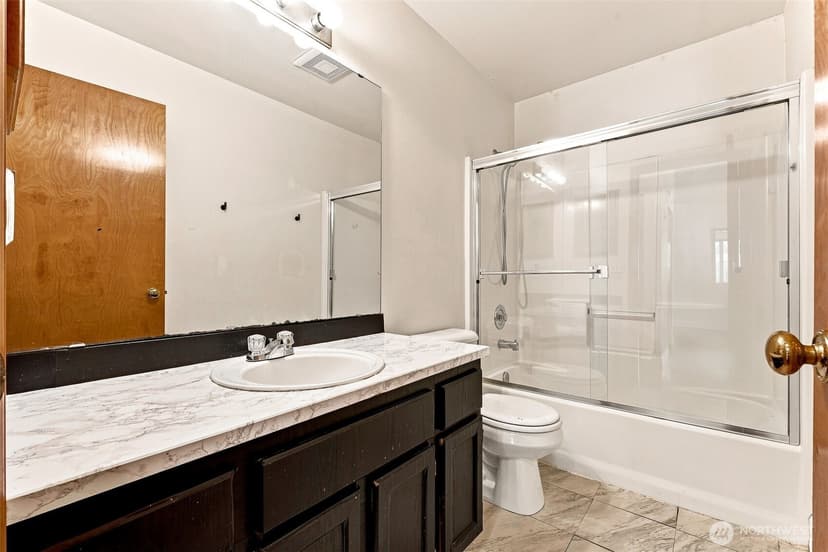 Property photo for 5210 30th Avenue S, Seattle photo 11