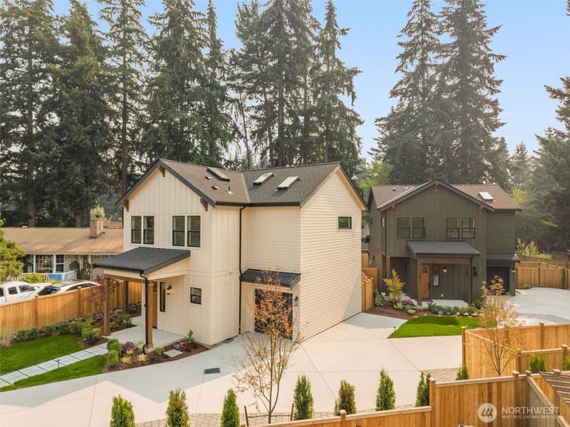 Property photo for 13629 103rd Avenue NE, Kirkland photo 32