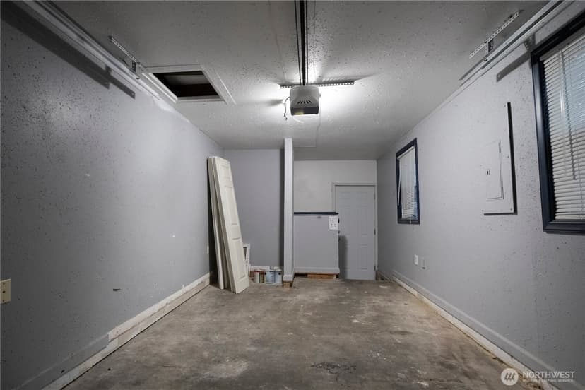 Property photo for 11634 25th Avenue S, Seattle photo 38
