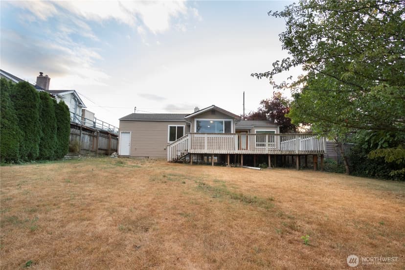 Property photo for 11634 25th Avenue S, Seattle photo 31
