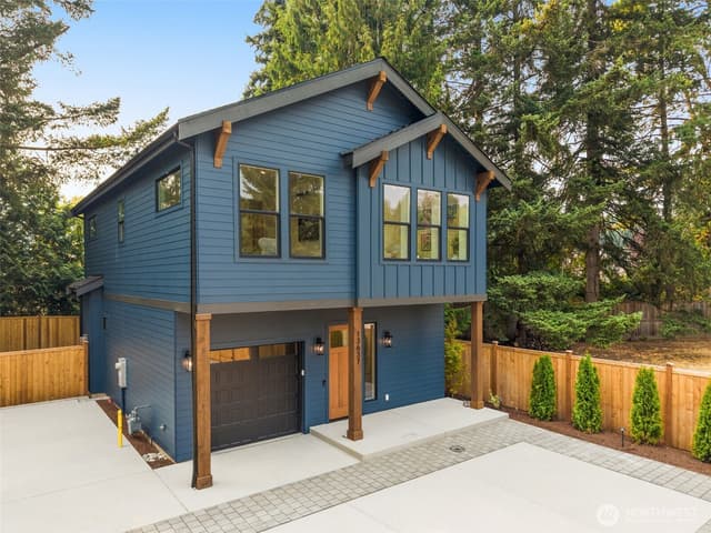 Property photo for 13637 103rd Avenue NE, Kirkland photo 2
