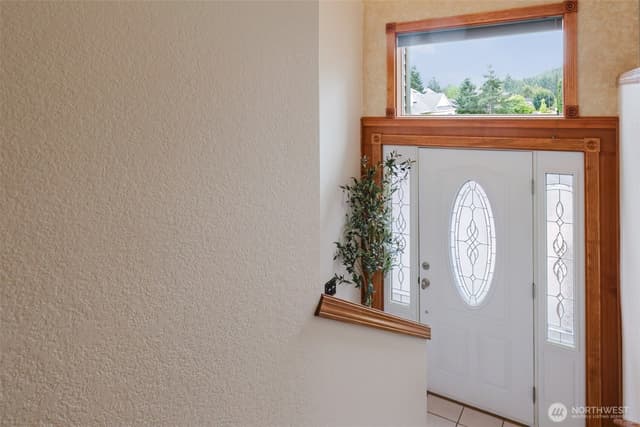 Property photo for 10381 Wilkes Court NW, Silverdale photo 3
