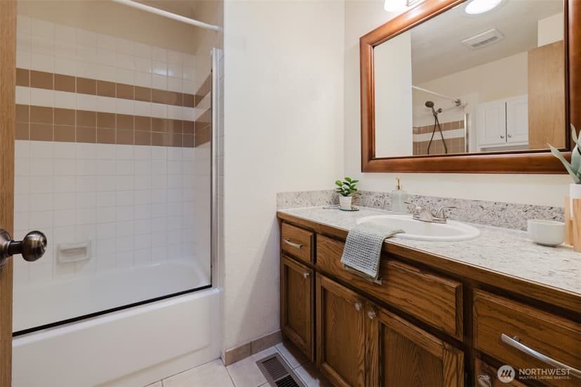 Property photo for 10381 Wilkes Court NW, Silverdale photo 14
