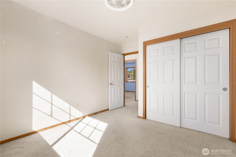 Property photo for 125 6th Avenue N, Algona photo 19