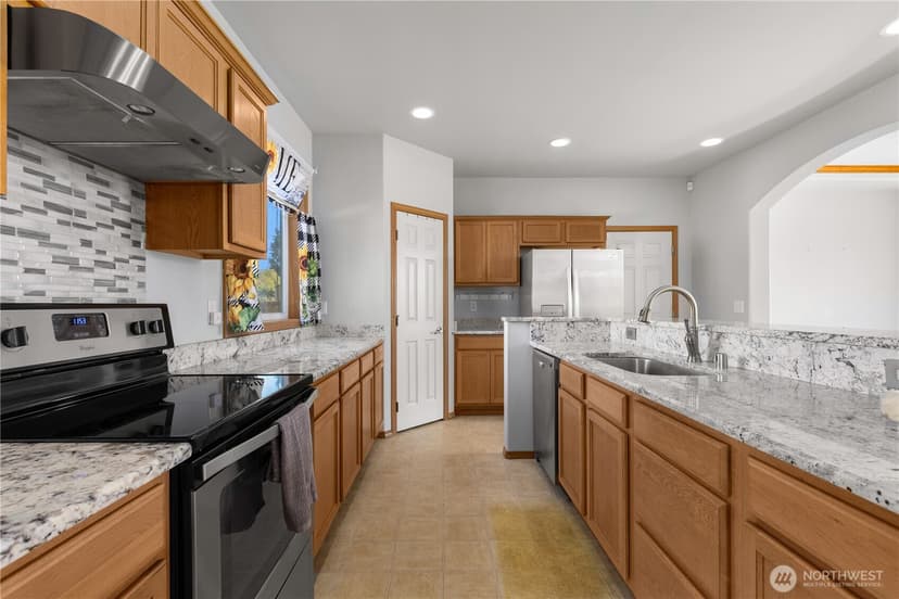 Property photo for 125 6th Avenue N, Algona photo 9