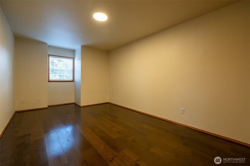 Property photo for 5018 Ryan Way, Seattle photo 28