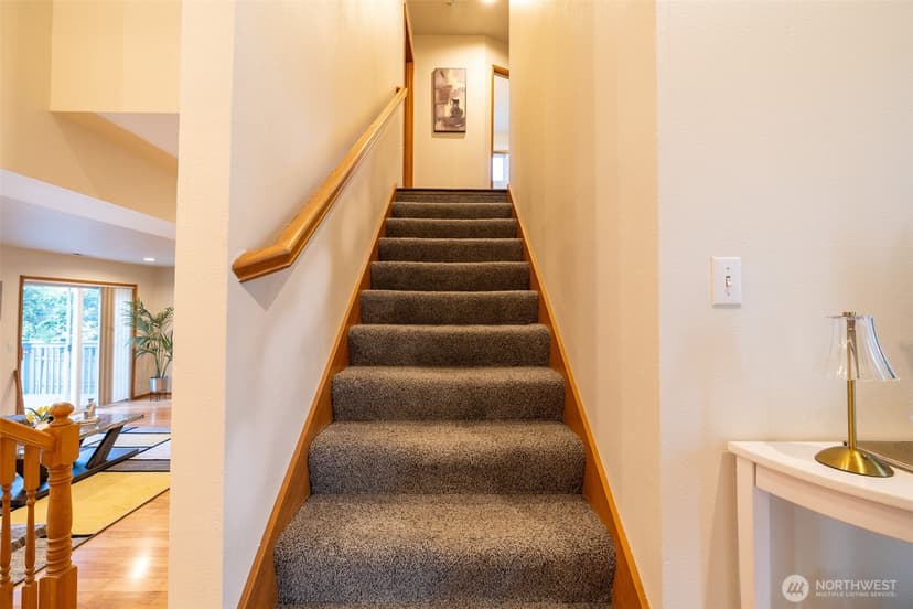 Property photo for 5018 Ryan Way, Seattle photo 23