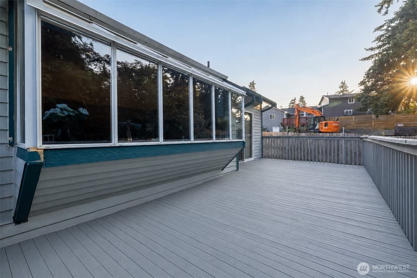 Property photo for 5018 Ryan Way, Seattle photo 31