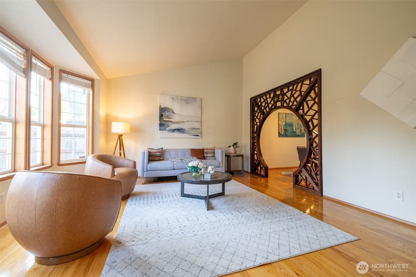Property photo for 5018 Ryan Way, Seattle photo 7