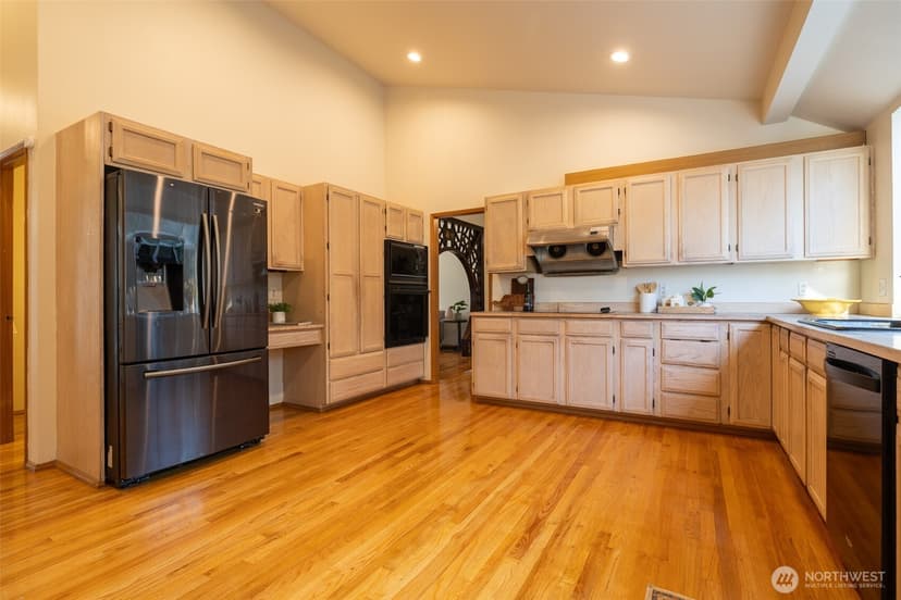 Property photo for 5018 Ryan Way, Seattle photo 13