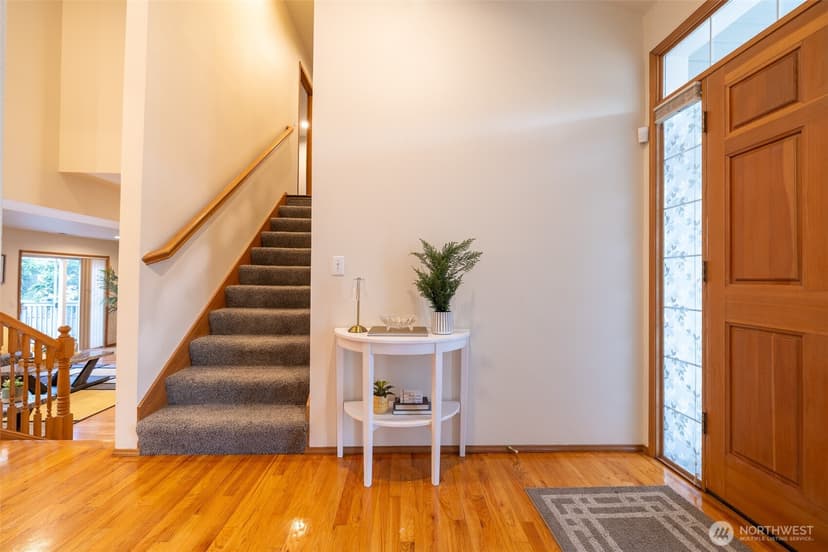 Property photo for 5018 Ryan Way, Seattle photo 22