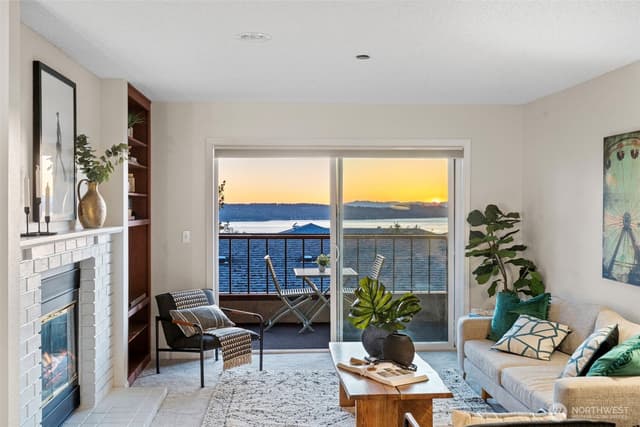 Property photo for 1902 Bridgeport Way W #104, University Place