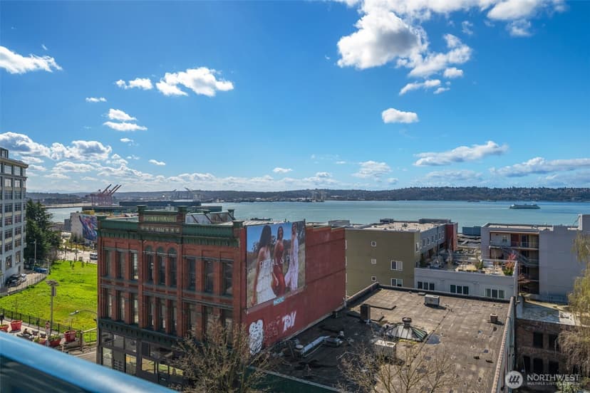 Property photo for 2414 1st Avenue #413, Seattle photo 27