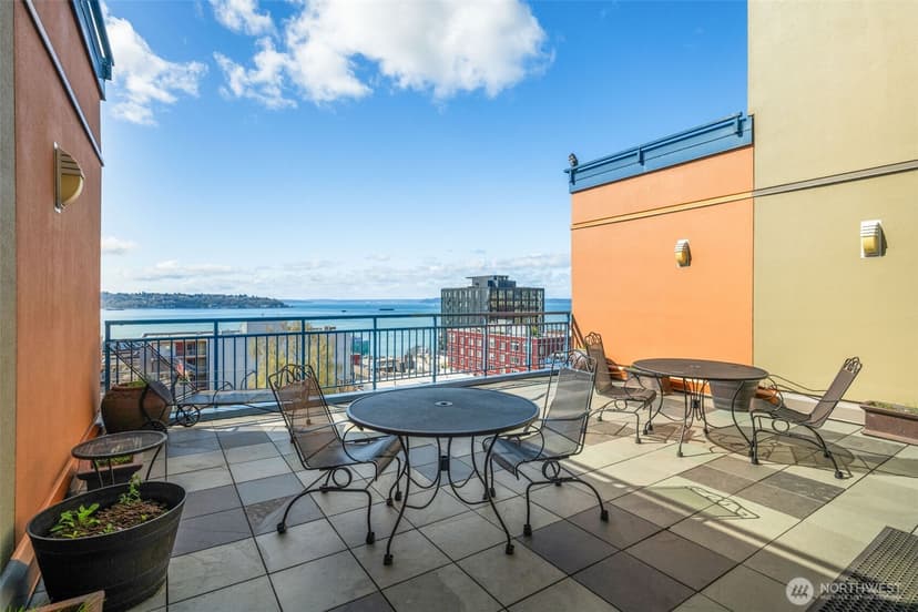Property photo for 2414 1st Avenue #413, Seattle photo 24