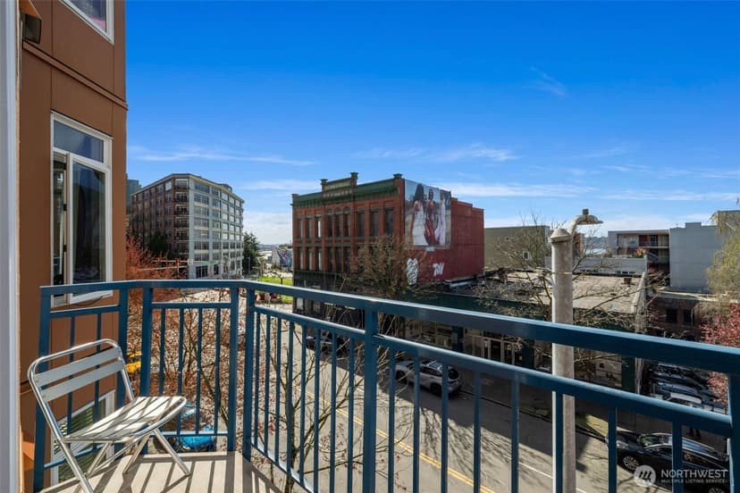 Property photo for 2414 1st Avenue #413, Seattle photo 18