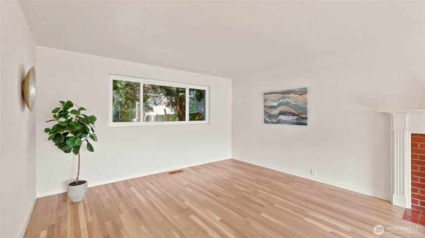 Property photo for 1003 144th Place SE, Bellevue photo 10