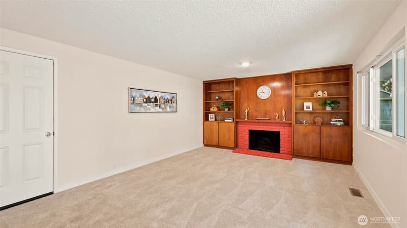 Property photo for 1003 144th Place SE, Bellevue photo 19