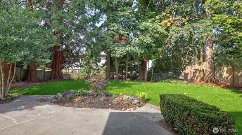 Property photo for 1003 144th Place SE, Bellevue photo 30