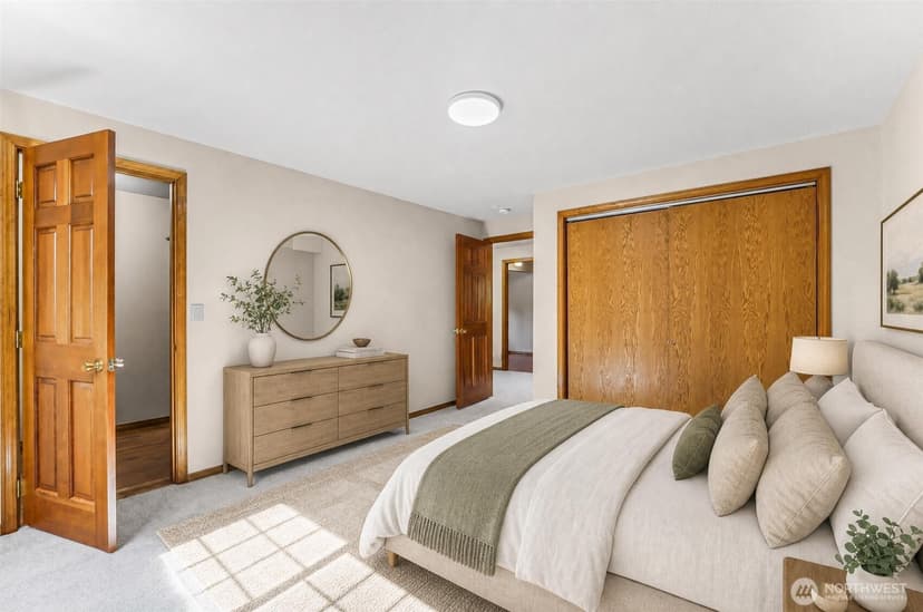 Property photo for 18404 W Spring Lake Drive SE, Renton photo 19