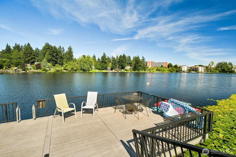 Property photo for 322 N 134th Street #102, Seattle