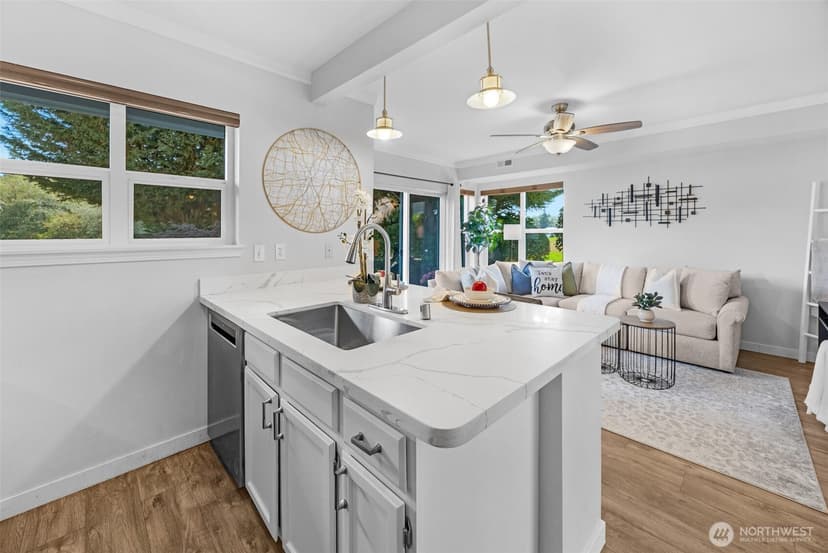 Property photo for 11639 Grove Drive, Mukilteo photo 18