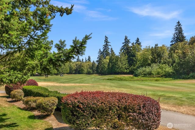 Property photo for 11639 Grove Drive, Mukilteo photo 3