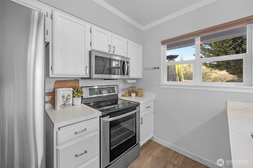 Property photo for 11639 Grove Drive, Mukilteo photo 17