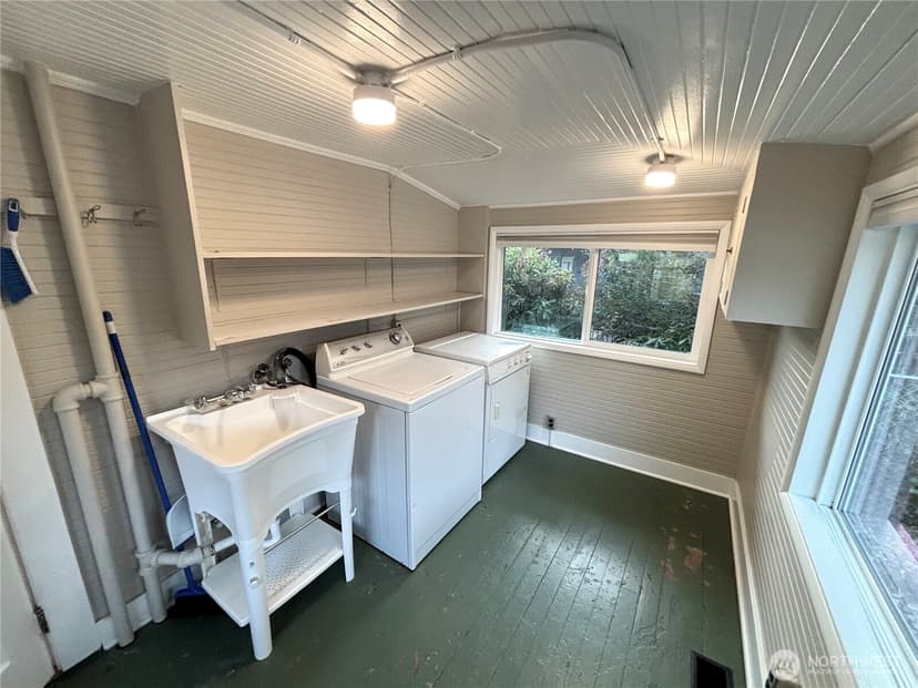 Property photo for 1706 N 50th Street, Seattle photo 6