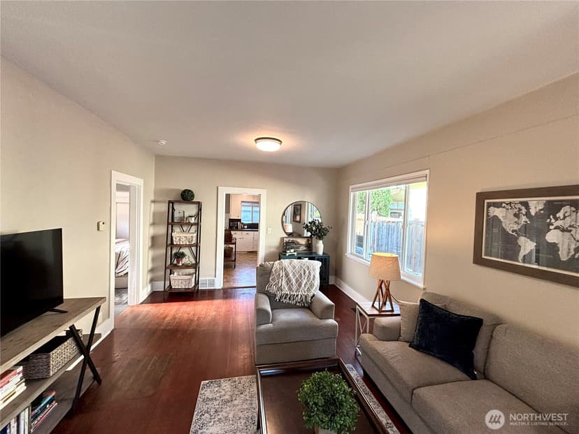 Property photo for 1706 N 50th Street, Seattle photo 10