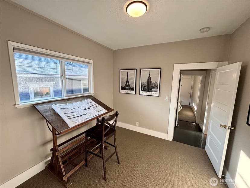 Property photo for 1706 N 50th Street, Seattle photo 14