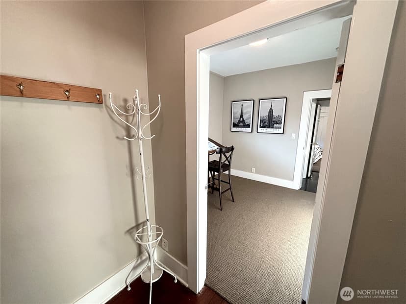 Property photo for 1706 N 50th Street, Seattle photo 13