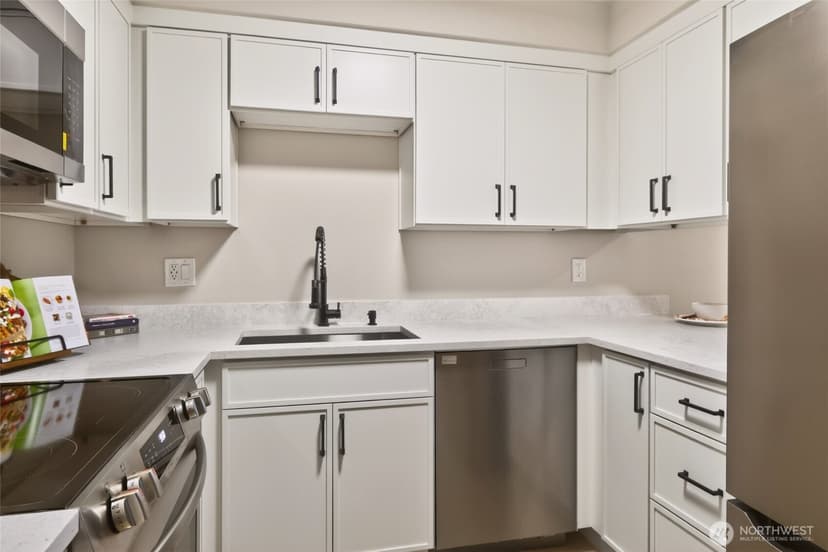 Property photo for 18200 73rd Avenue NE #A-311, Kenmore photo 13