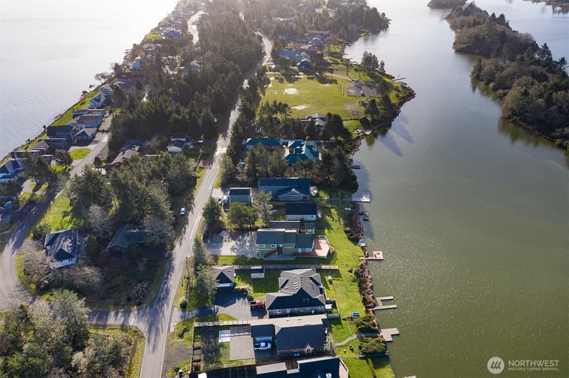 Property photo for 770 Duck Lake Drive SE, Ocean Shores photo 31
