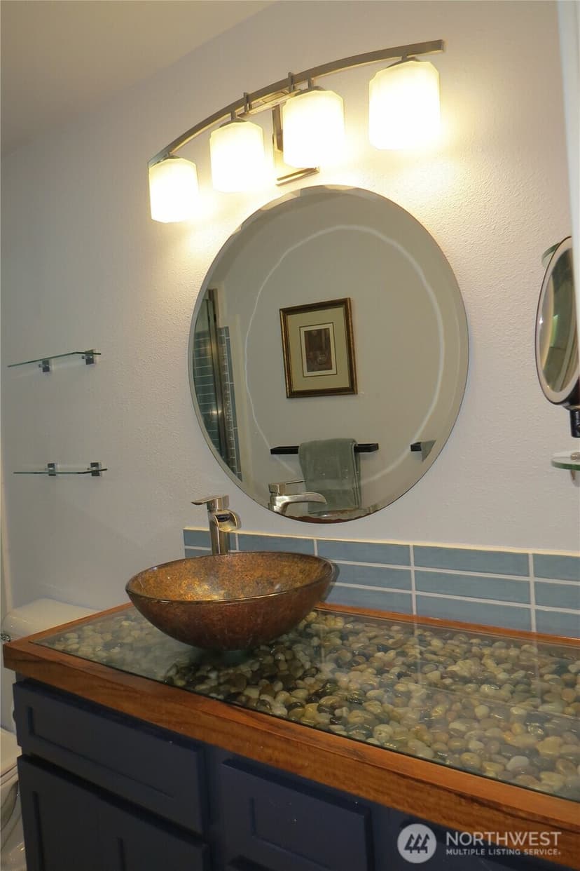 Property photo for 770 Duck Lake Drive SE, Ocean Shores photo 19