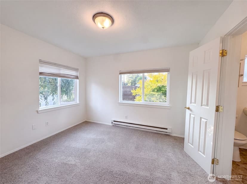 Property photo for 7507 Lower Ridge Road, Everett photo 8