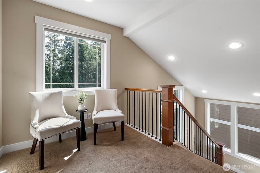 Property photo for 6516 86th Avenue W, University Place photo 17