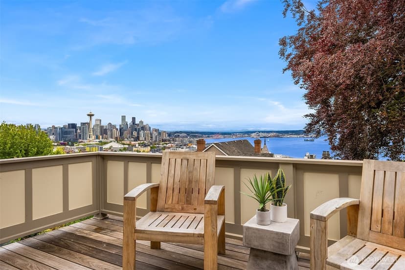 Property photo for 525 W Prospect Street #A, Seattle photo 2