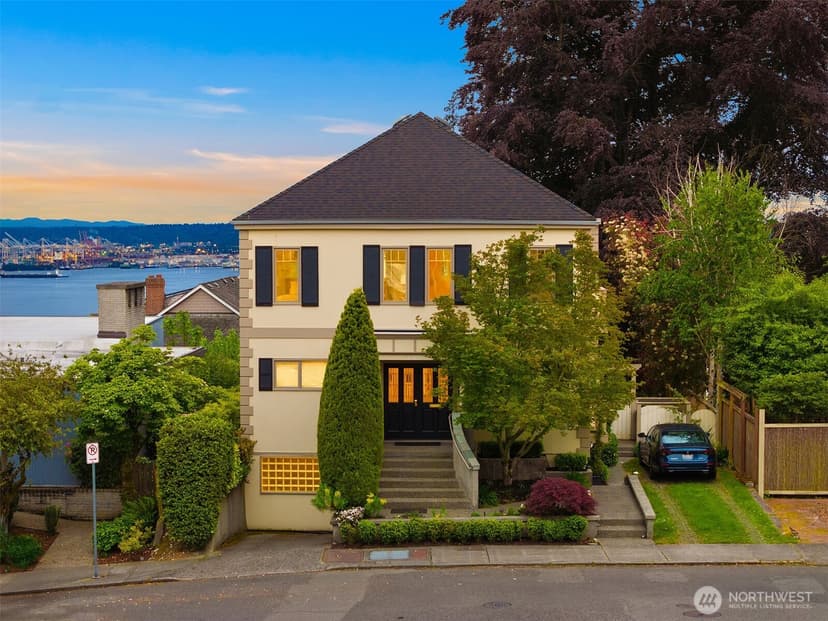 Property photo for 525 W Prospect Street #A, Seattle photo 4