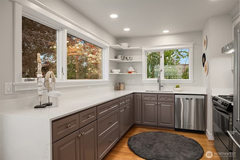 Property photo for 525 W Prospect Street #A, Seattle photo 8