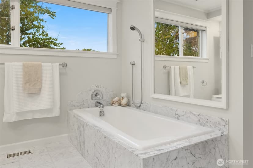 Property photo for 525 W Prospect Street #A, Seattle photo 16