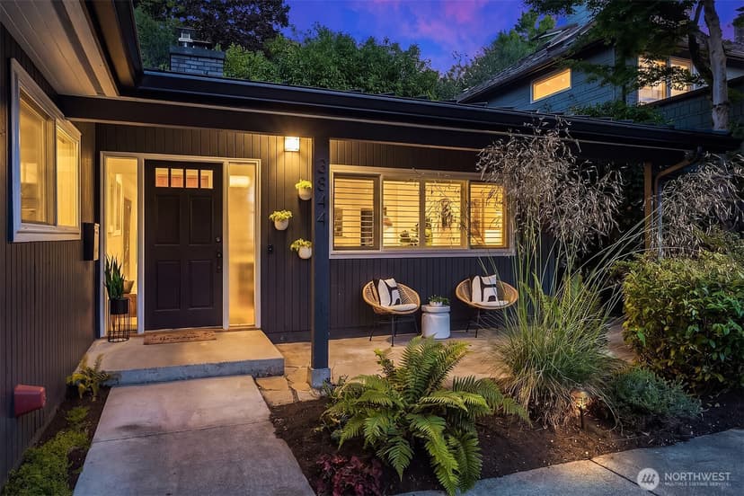 Property photo for 3844 Surber Drive NE, Seattle photo 3