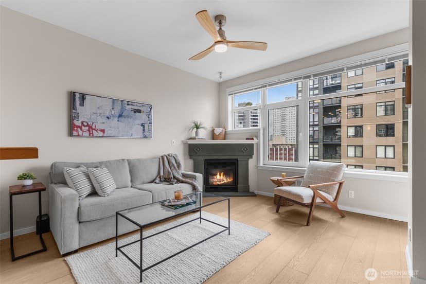 Property photo for 2801 1st Avenue #807, Seattle photo 14