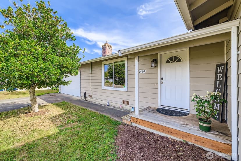 Property photo for 6410 58th Street NE, Marysville photo 5