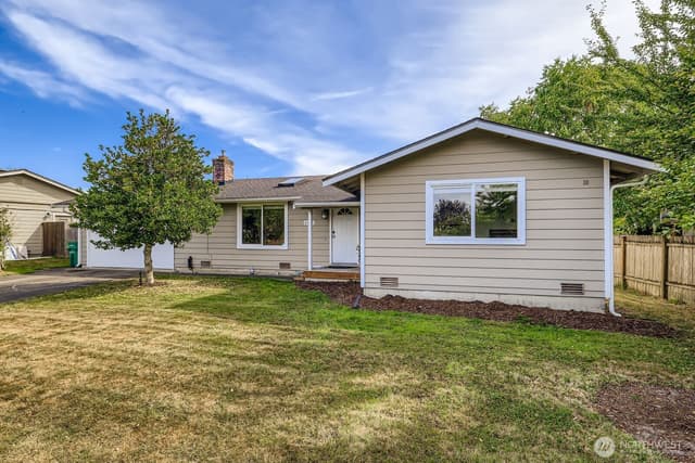 Property photo for 6410 58th Street NE, Marysville photo 3