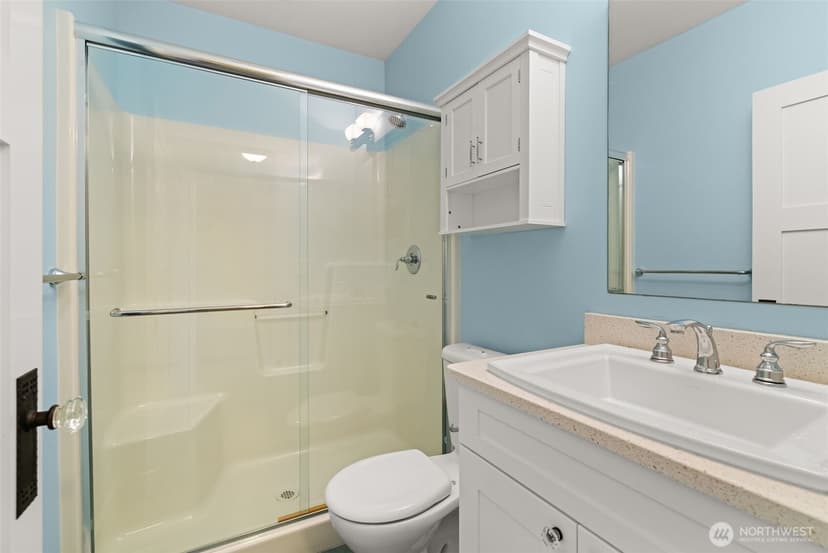 Property photo for 8902 65th Street W, University Place photo 31