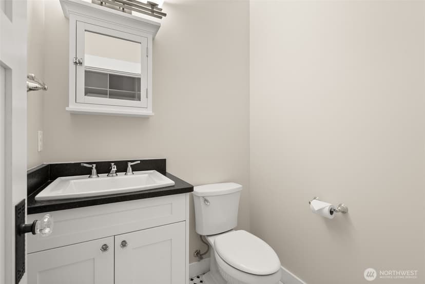 Property photo for 8902 65th Street W, University Place photo 17