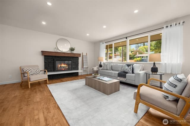 Property photo for 661 Birch Street, Edmonds photo 4